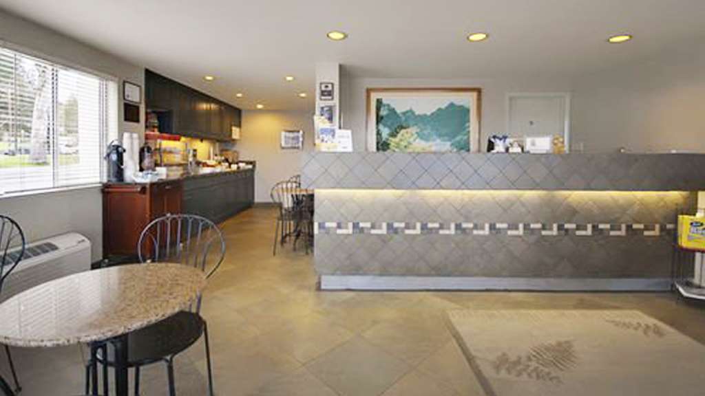 Magnuson Hotel Park Vue Эли Интерьер фото